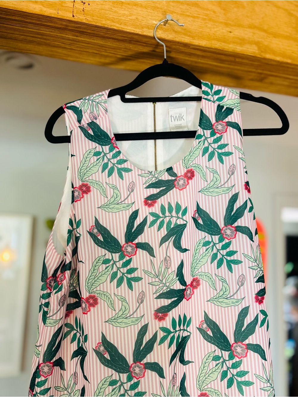 Twik Summer Dress Size M – Light & Breezy, 18” PTP, 35” Length - Picture 5 of 6